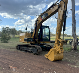 2017 Caterpillar 3212D Excavator