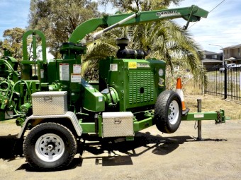  08/2014 BANDIT INDUSTRIES 250XP 160hp 12" COMMERCIAL DIESEL WOOD CHIPPER
