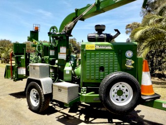 08/2014 BANDIT INDUSTRIES 250XP 160hp 12" COMMERCIAL DIESEL WOOD CHIPPER