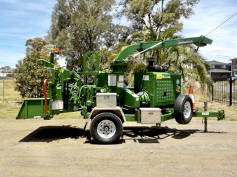  08/2014 BANDIT INDUSTRIES 250XP 160hp 12" COMMERCIAL DIESEL WOOD CHIPPER