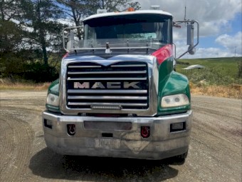 2013 Mack CMMT Prime Mover 6x4