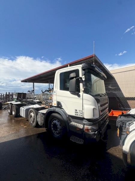 2008 Scania P310  8x4 Cab Chassis(ex hook bin)