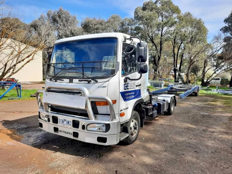 2015 UD Condor Truck