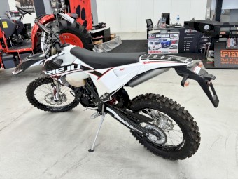 2022 Rieju MR Racing 300