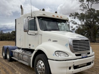 Freightliner Columbia