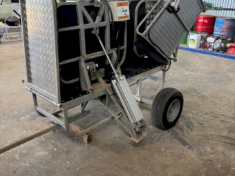 2012 Gallagher Daggers Mate