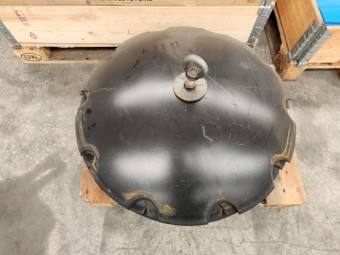 30-Inch Disc Scalloped & Plain Disc Plates (Combination).