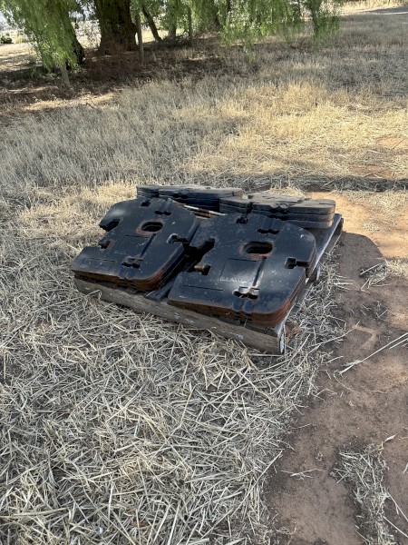 TRACTOR WEIGHTS 