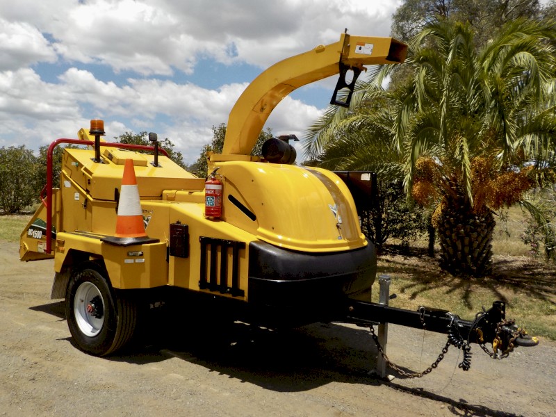 02/2014 VERMEER BC1500 COMMERCIAL DIESEL 15" WOOD CHIPPER