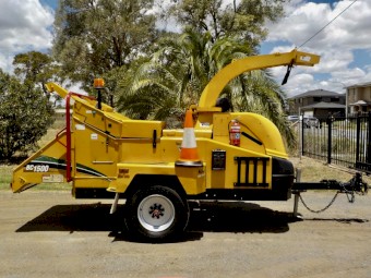 02/2014 VERMEER BC1500 COMMERCIAL DIESEL 15" WOOD CHIPPER