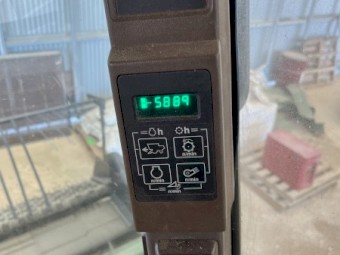 John Deere 9500 Header with Front and Trailer