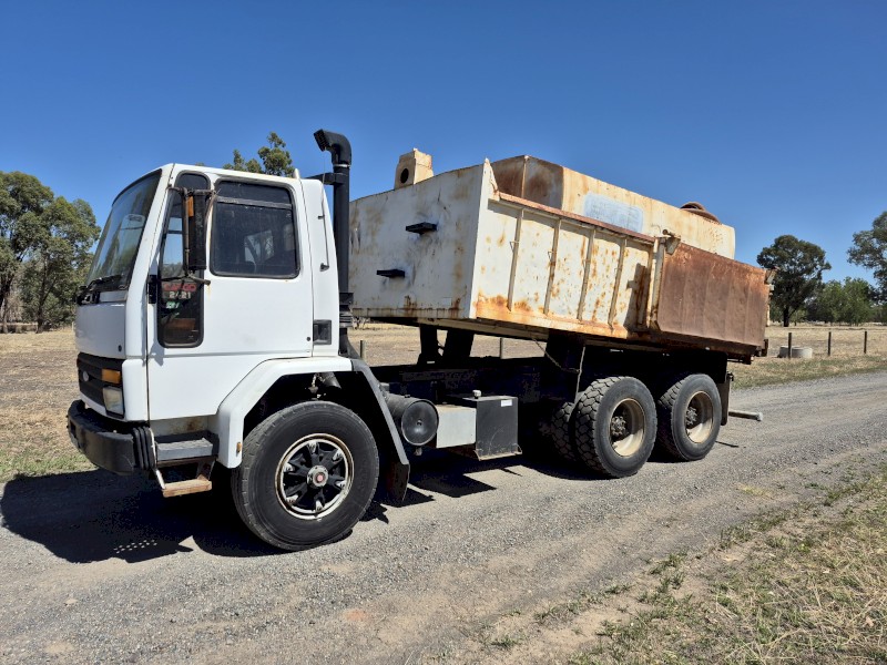 fire/water truck & tipper 