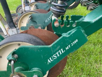 Austin single disc planter 