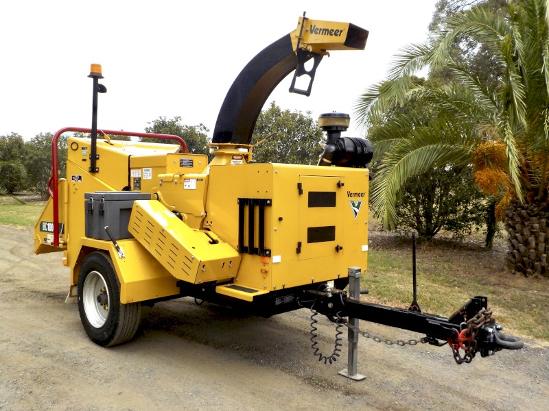  11/2020 VERMEER BC1000XL PROFESSIONAL DIESEL 10" WOOD CHIPPER