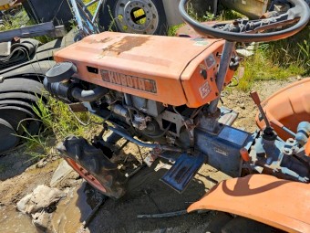 Kubota B6000 Tractor