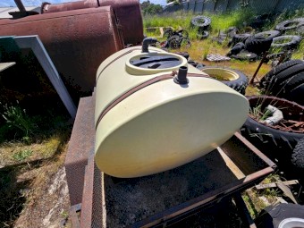 Poly Tank in Tandem Trailer