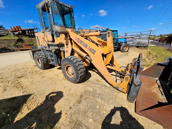 Mountain Raise MR920F Front End Loader