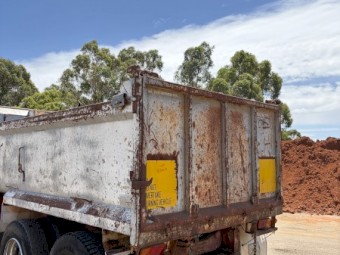 Tipper Body Steel Sub Frame and Hoist