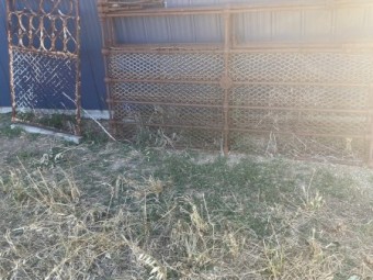 Sunshine Bar Gates Antique 