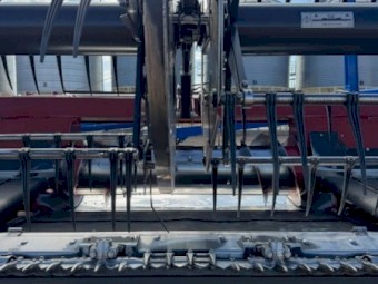 2022 Case IH 4R40 Draper Front and Comb Trailer