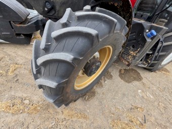 Case Maxxum CVT135 Tractor
