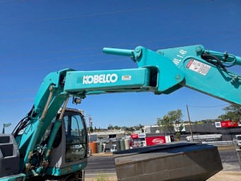 Kobelco 135SR Excavator
