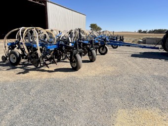 New Holland ST830 (Flexicoil)