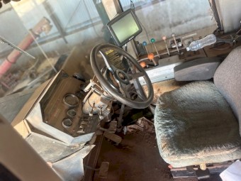 Versatile 876 Tractor