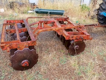 Gibbins Rawling (?) 16 plate offset discs