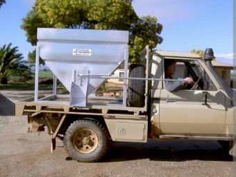 Leske Ute mounted feed out silo bin