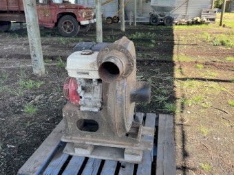 Woolshed Sheep Poo Vacuum Sucker
