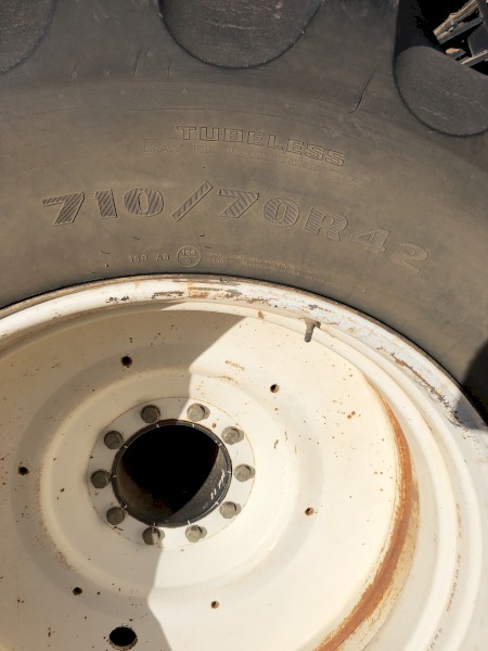 WANTED 710/70R42 Tractor Tyre x 1