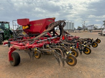 2021 Seedhawk 30 Series 6m Airseeder