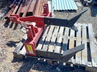 KANGA Three (3) Tine Rippers