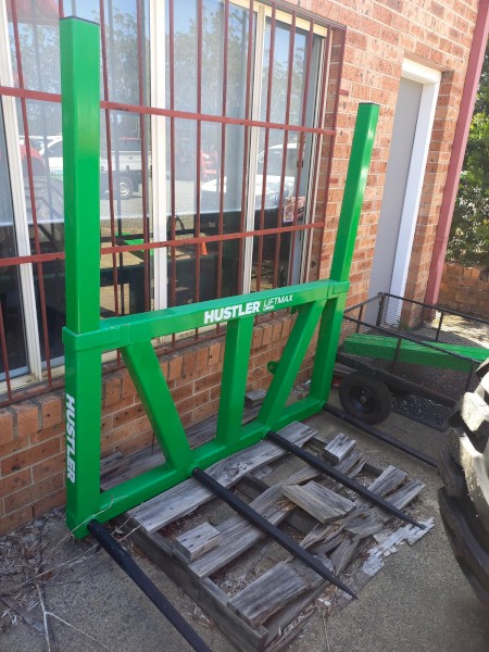 HUSTLER LM160 4 SPIKE BALE FORKS