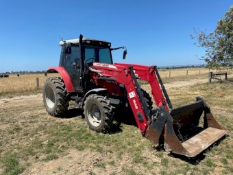 2014 Massey Ferguson 5430 Tractor with Loader