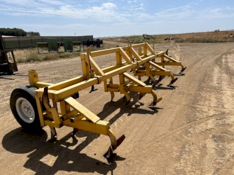 Inter row cultivator 