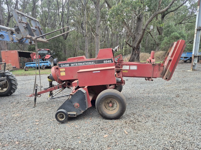 Case 8545 small square baler 