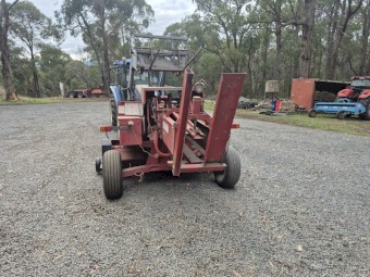 Case 8545 small square baler 