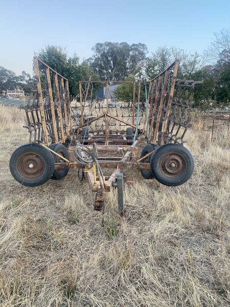 Coolamon 13 Leaf Hydraulic Harrows 