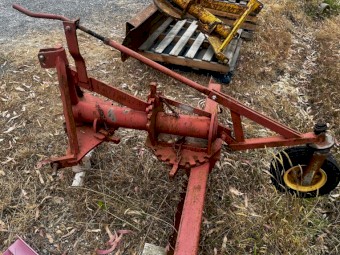 McKay Port Multi Heavy Duty 6ft Tractor Grader Blade w/ Wheel kit