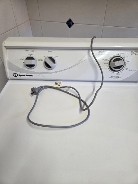 2015 Iindustrial Gas Dryer Speed Queen 9kg Vented