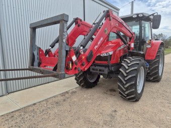 2023 Massey Ferguson 5713S Tractor with Loader