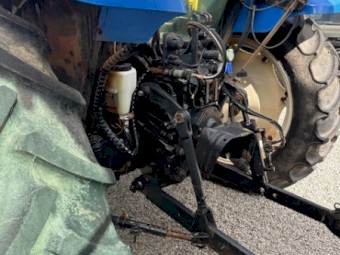 2007 New Holland TL100A Tractor