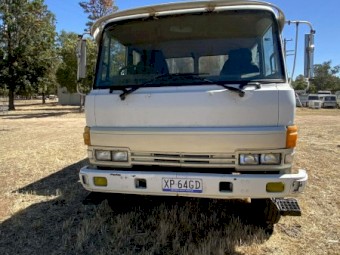 Hino FG 1990 model dual cab 