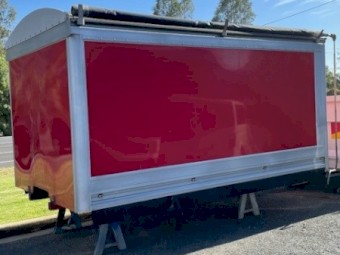 Aluminium Grain Tipping Body with hoist - 4.2m long x 1.9m high - Hercules built