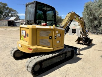 2024 cat 305 excavator 445 hrs mine spec  excellent condition 