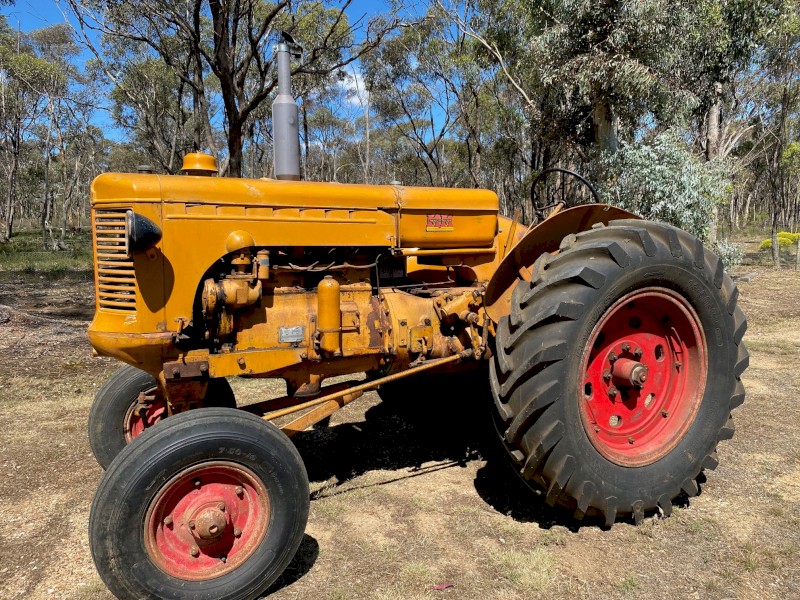 1949 Minneapolis Moline UTS