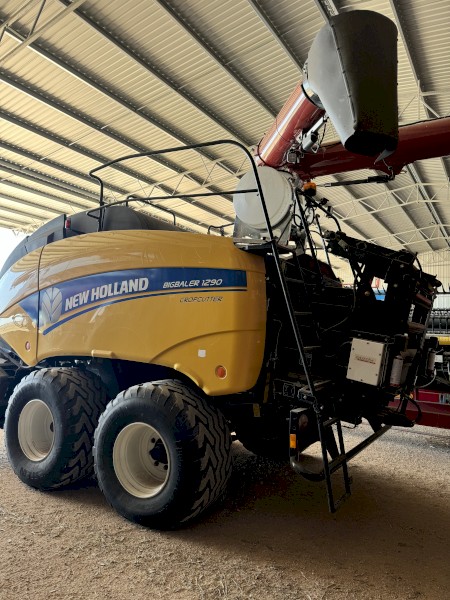 2015 New Holland 1290 Crop Cutter Baler