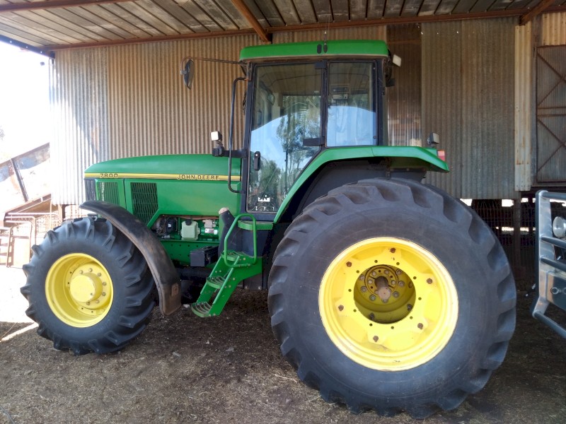 1995 John Deere 7800 Tractor
